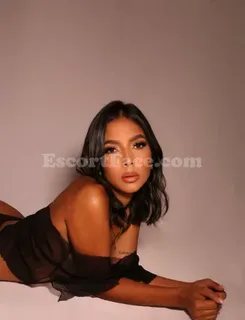 Elif, Alsancak escort 1