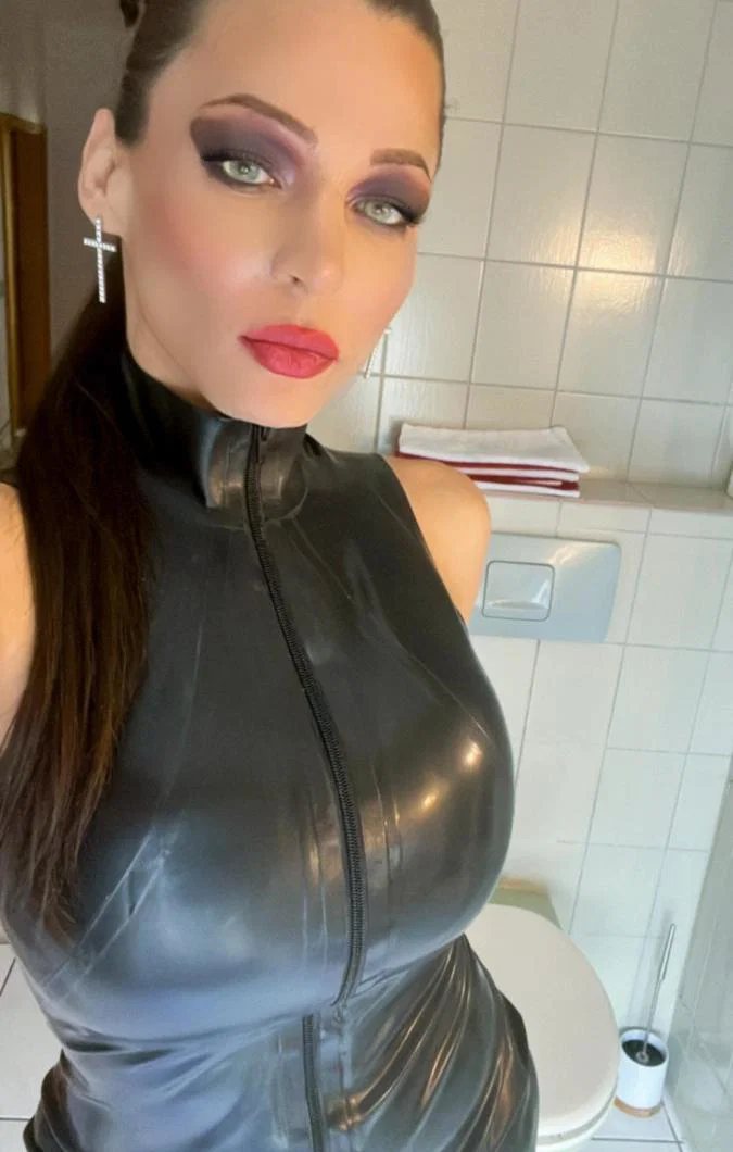 Aysima, Buca escort 1